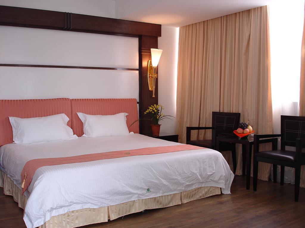 Guangzhou Zhuhai Special Economic Zone Hotel Стая снимка